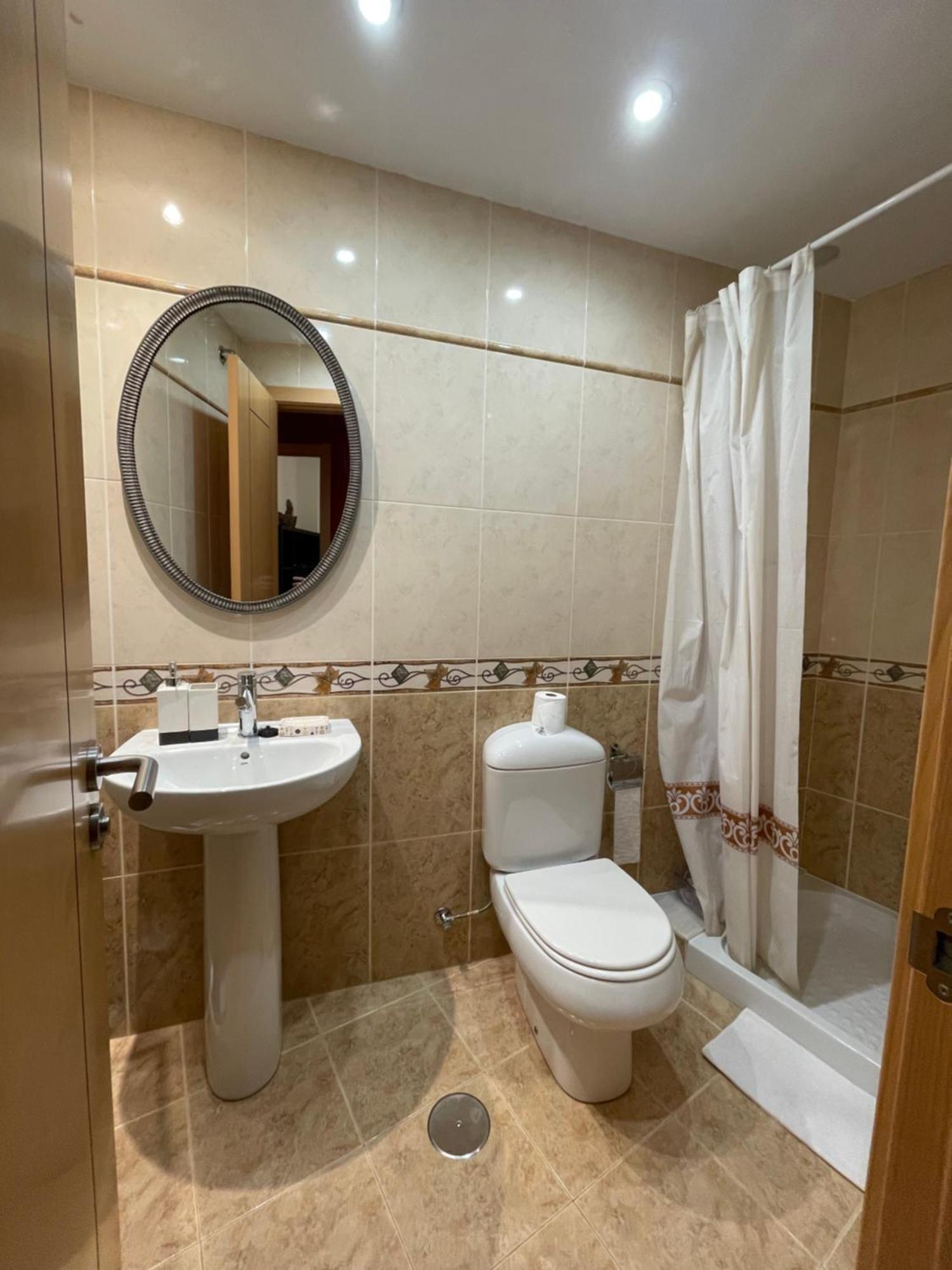 Apartamento Luminoso Y Acogedor Lalin Ngoại thất bức ảnh